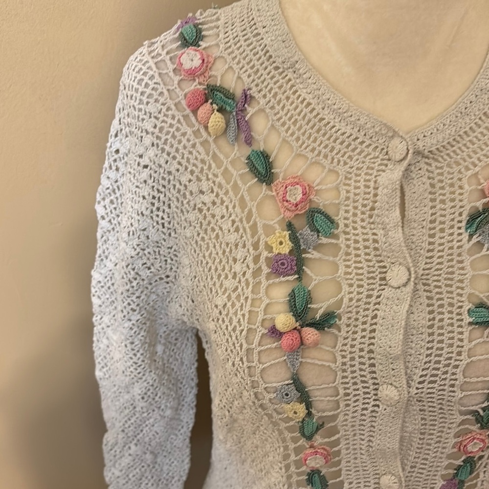 Gray and Pink Cardigan with Floral Embroidery - Picture 2 of 6